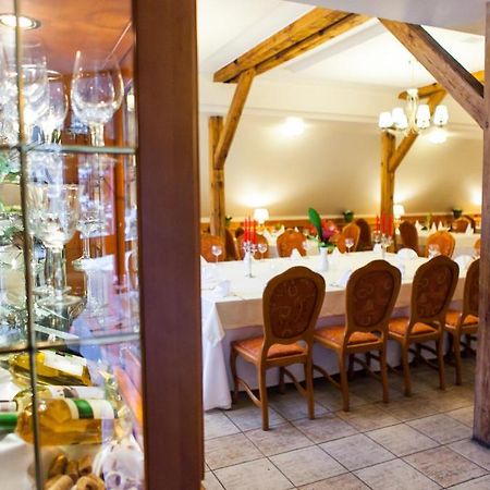 Hotel Rebajlo Piła Esterno foto
