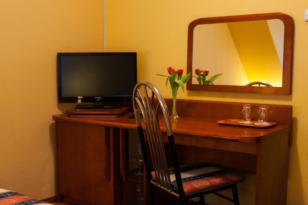 Hotel Rebajlo Piła Esterno foto